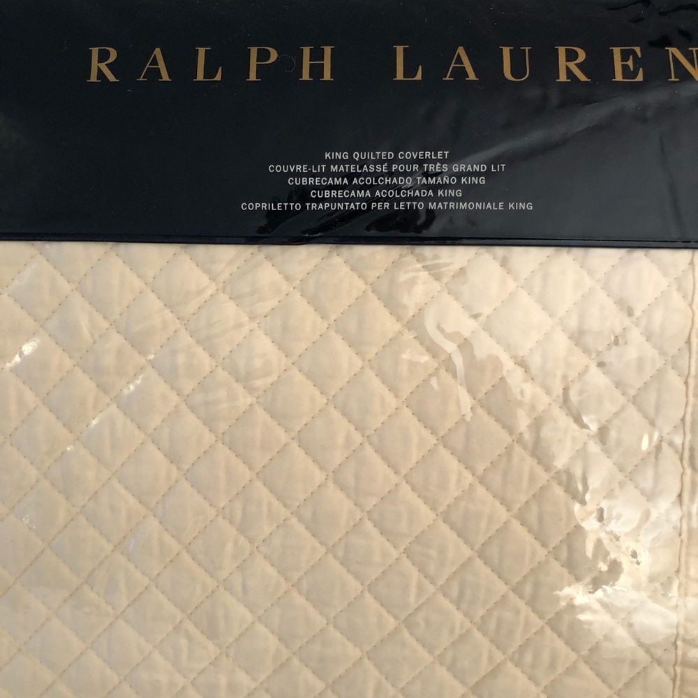 Ralph Lauren Home King bedding ensemble.
